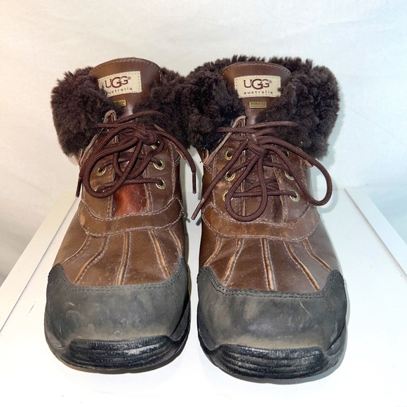 UGG - Men's Hilgard/Butte Short Boot - Brown Leather/Sheepskin - US 11 - 80% OFF - Picture 1 of 10